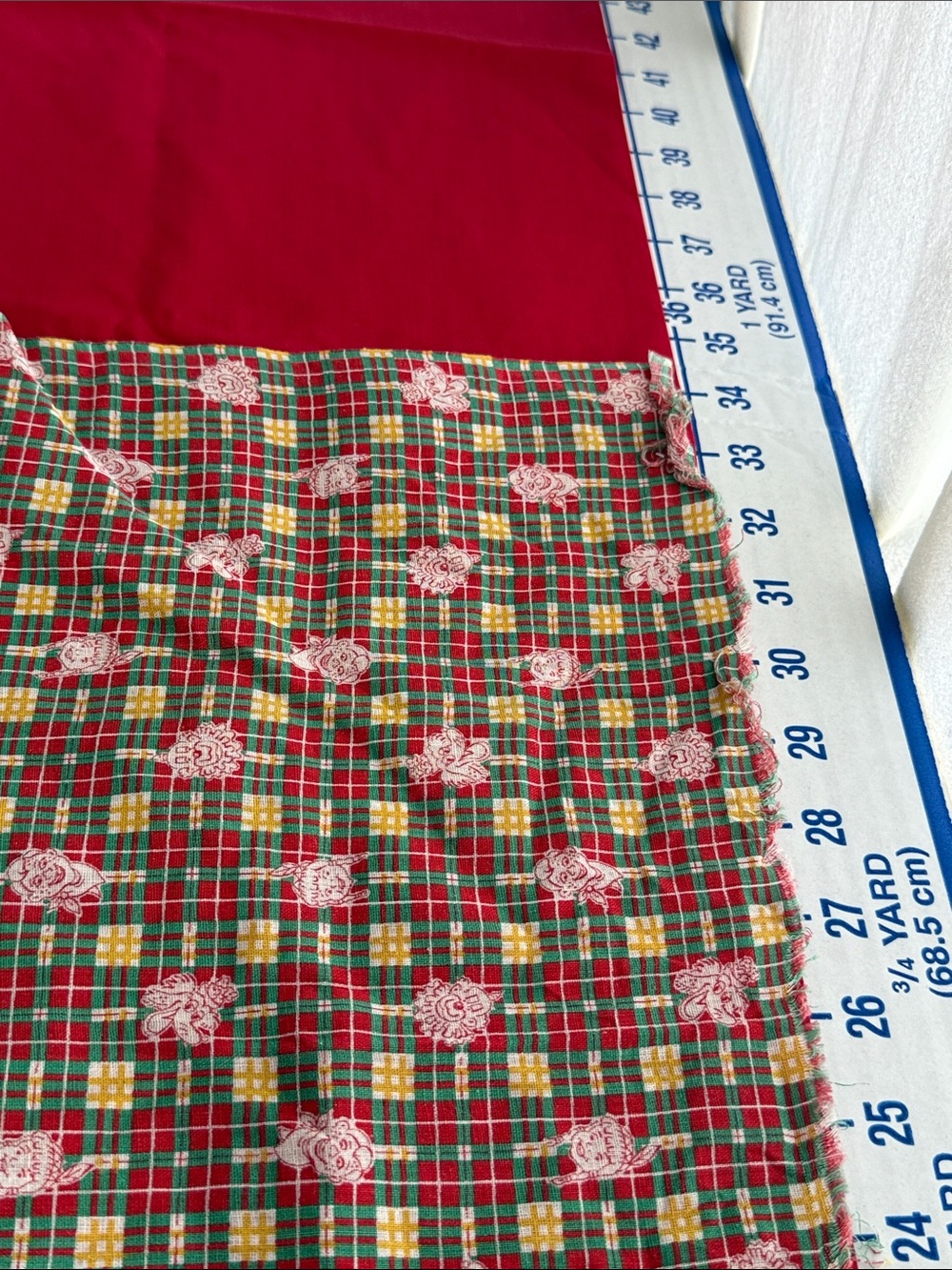 Vintage Feed Sack Style Floral Plaid Fabric + Red Cotton Lot - Picture 8 of 16
